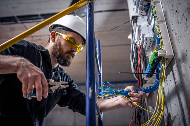 Best 24-Hour Electrician  in Merlin, OR