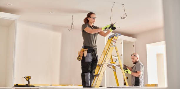 Best Outdoor Lighting Installation  in Merlin, OR
